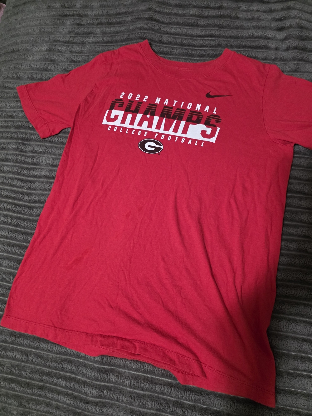 Nike Men’s Red Graphic '2022 National Champs' T-Shirt